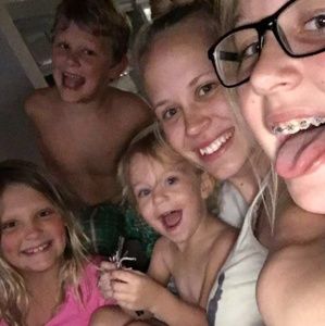 Meet your Posher, Riley